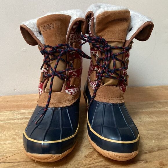Khombu Maya Cold Weather Duck Boots Red / Navy Size 7M New - Picture 5 of 12